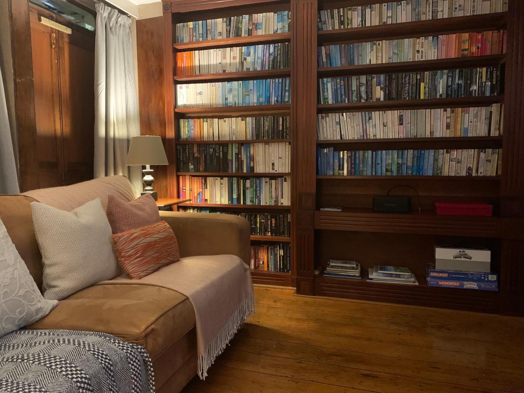 South Lakes Townhouse With Sauna อัลเวอร์สตัน ภายนอก รูปภาพ